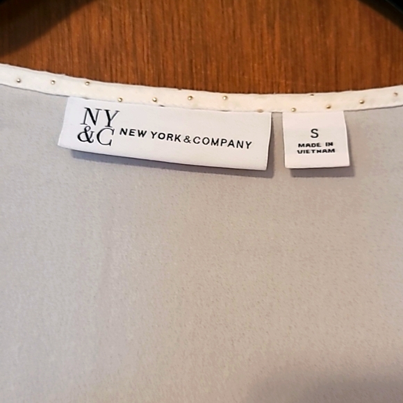 New York & Company dressy white blouse S - Picture 2 of 8